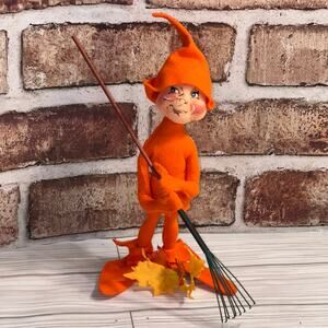Wow! HTF Vintage 2000 Annalee 10" Orange Elf Helper With Rake And Leaves 298800